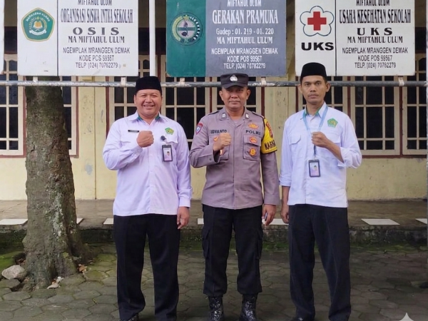 Kelulusan Tanpa Euforia Berlebihan, MA Miftahul Ulum Ngemplak Gelar Pengumuman Online Disertai Monitoring Aparat dan Pesan Inspiratif untuk Siswa